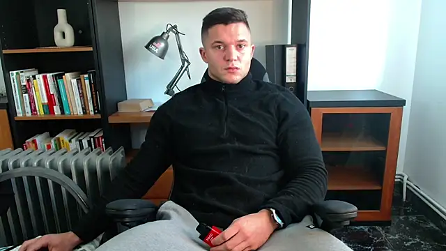 Tomasshelby  online show from December 13, 9:57 am
