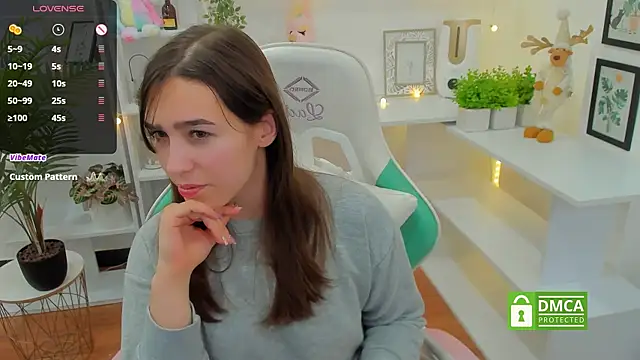  Eliizabeth  online show from January 11, 12:44 am