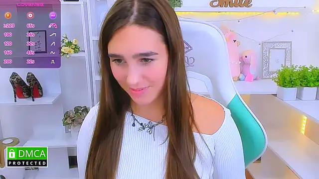  Eliizabeth  online show from September 13, 9:25 pm