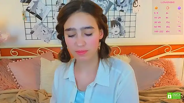  Eliizabeth  online show from May 13, 1:47 am
