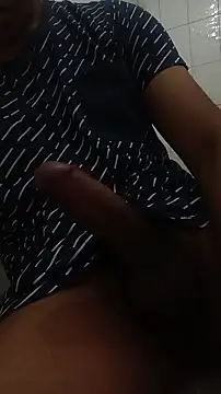 Snapshot of fabriciop134 chatting on January 18, 7:23 am fabriciop134 online show from January 18, 7:23 am