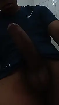 Snapshot of fabriciop134 chatting on February 1, 6:23 am fabriciop134 online show from February 1, 6:23 am