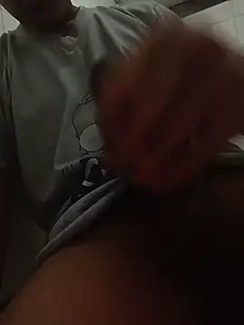 Snapshot of fabriciop134 chatting on March 29, 7:52 am fabriciop134 online show from March 29, 7:52 am