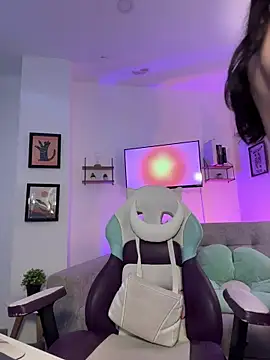 tati reyess online show from May 12, 12:02 pm