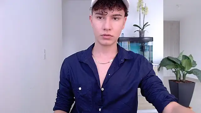 Snapshot of adrian_morelly chatting on December 1, 6:41 pm adrian morelly online show from December 1, 6:41 pm