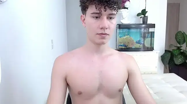 Snapshot of adrian_morelly chatting on March 19, 6:23 pm adrian morelly online show from March 19, 6:23 pm
