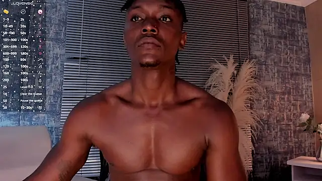 DannSmmith online show from October 1, 5:13 am