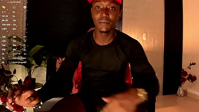 DannSmmith online show from November 10, 11:53 am