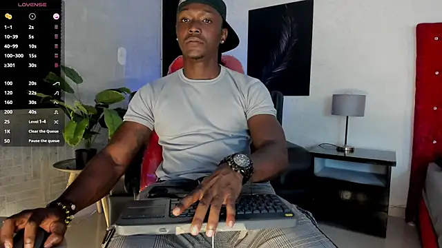 DannSmmith online show from February 21, 5:08 am