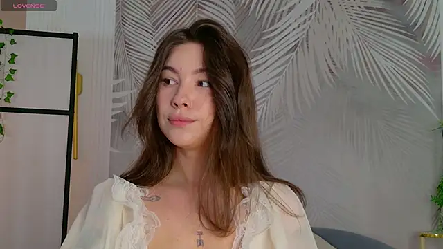 Snapshot of Marie_Diaze chatting on June 10, 5:28 am Marie Diaze online show from June 10, 5:28 am