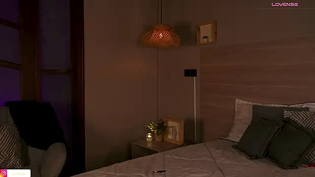 Snapshot of lua_ferch__ chatting on October 16, 1:12 pm lua ferch online show from October 16, 1:12 pm