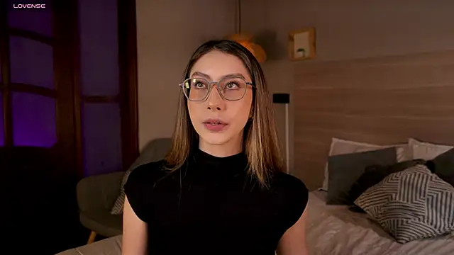 Snapshot of lua_ferch__ chatting on October 25, 12:56 pm lua ferch online show from October 25, 12:56 pm