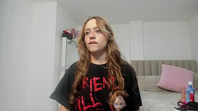 Natalia Suarez online show from May 10, 3:33 am