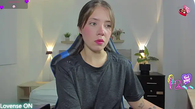 Snapshot of nataly_rodri chatting on February 15, 1:57 am nataly rodri online show from February 15, 1:57 am