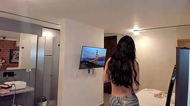 GarciaMilu online show from November 4, 11:15 pm