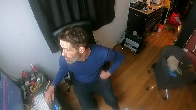 leanjamesdean online show from January 12, 4:18 am