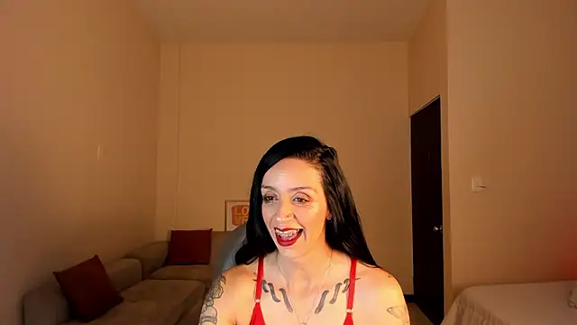 Snapshot of Kristen_Garner chatting on February 14, 8:16 pm Kristen Garner online show from February 14, 8:16 pm