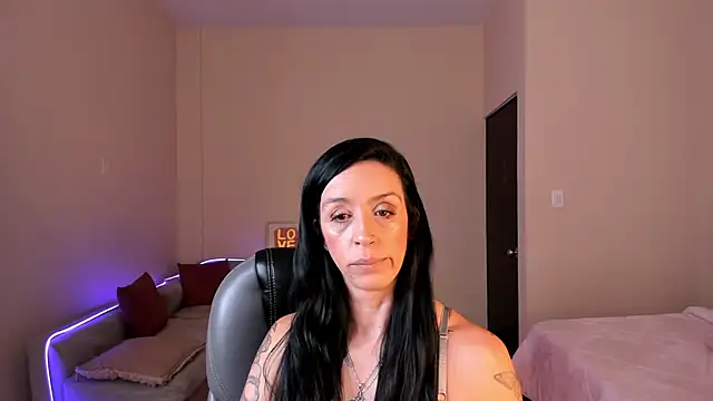 Kristen Garner online show from May 19, 7:31 pm