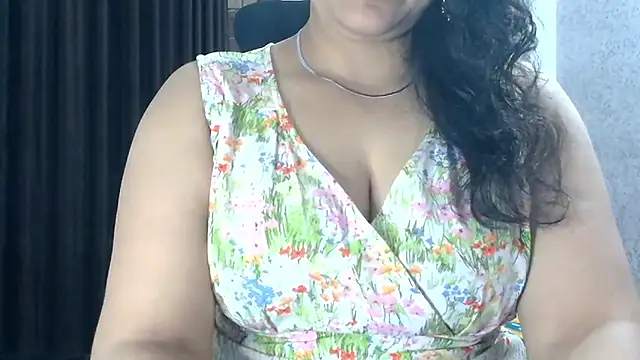 Snapshot of Maria_55 chatting on February 13, 6:31 am Maria 55 online show from February 13, 6:31 am