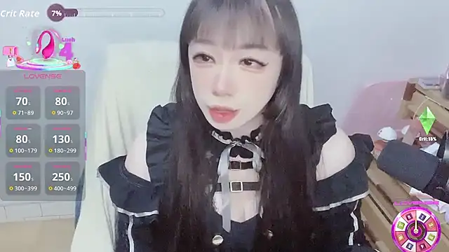 Snapshot of z23002 chatting on October 7, 8:00 am z23002 online show from October 7, 8:00 am