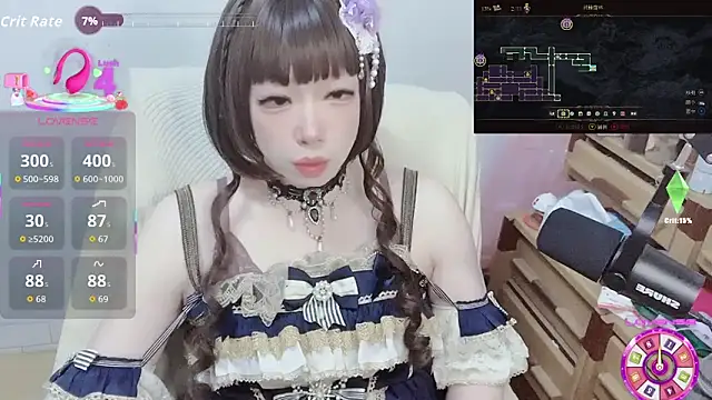 Snapshot of z23002 chatting on October 8, 8:23 am z23002 online show from October 8, 8:23 am