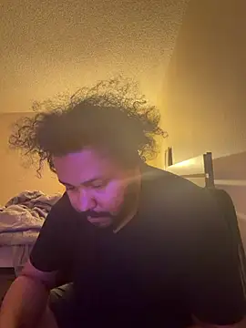 Snapshot of off_blackolive chatting on April 7, 10:15 am off blackolive online show from April 7, 10:15 am