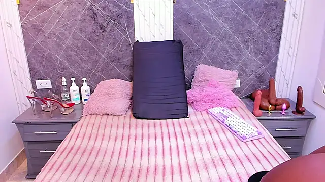 Snapshot of AndreaFletcher chatting on March 31, 7:25 pm AndreaFletcher online show from March 31, 7:25 pm