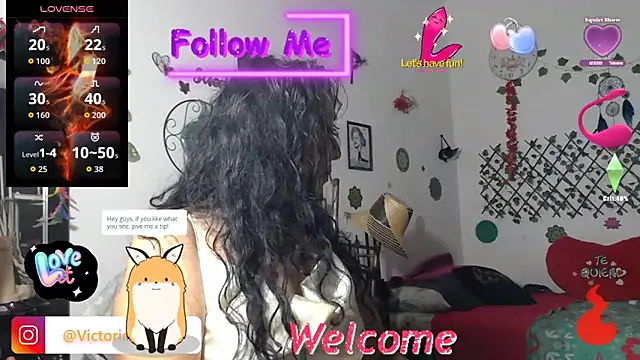 Snapshot of YourWhoreXX chatting on March 19, 9:46 am YourWhoreXX online show from March 19, 9:46 am