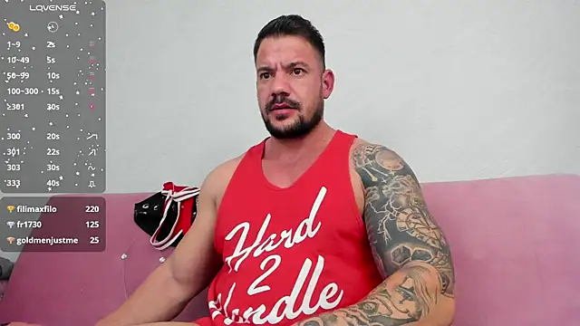 Snapshot of musclemonster31 chatting on January 2, 12:45 am musclemonster31 online show from January 2, 12:45 am