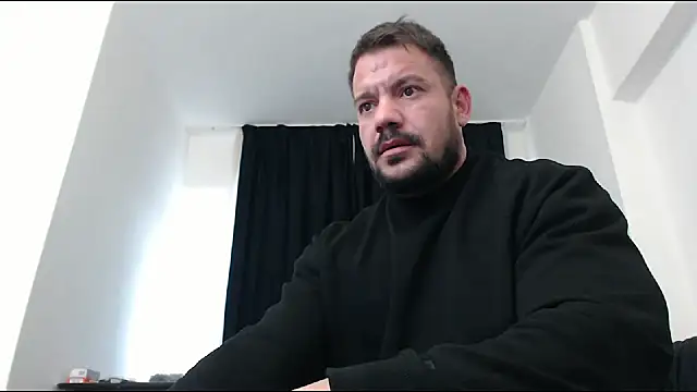 Snapshot of musclemonster31 chatting on January 7, 12:52 pm musclemonster31 online show from January 7, 12:52 pm