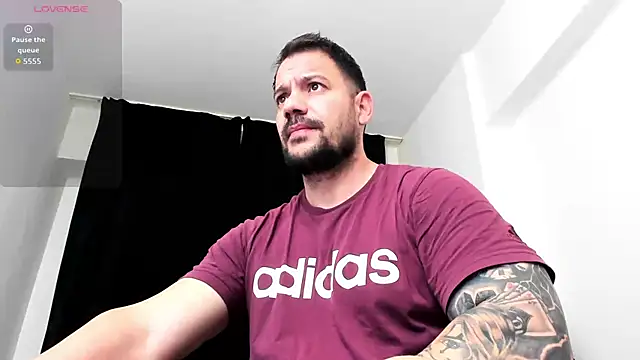 musclemonster31 online show from December 20, 9:00 pm