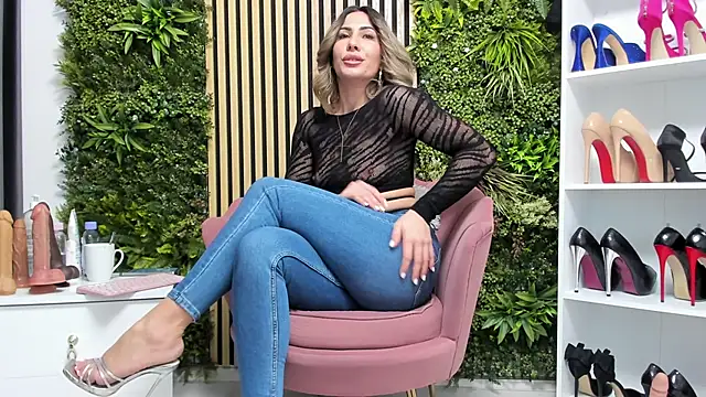 sweetcherry30 online show from February 8, 7:23 am