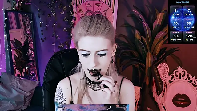 Noah ElmerX online show from May 1, 3:38 pm