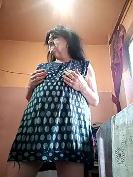 Snapshot of Lovely_Lori chatting on October 17, 5:32 am Lovely Lori online show from October 17, 5:32 am