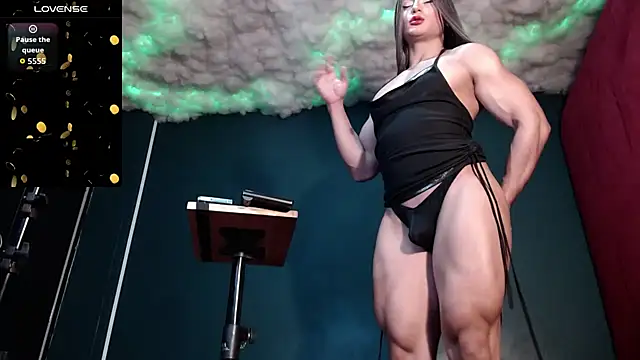 Snapshot of Layla_miss chatting on November 14, 9:30 am Layla miss online show from November 14, 9:30 am