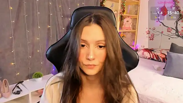 Michel Momsen online show from February 19, 12:45 pm