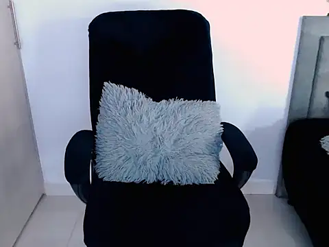 Snapshot of diana__34 chatting on March 14, 4:34 pm diana 34 online show from March 14, 4:34 pm