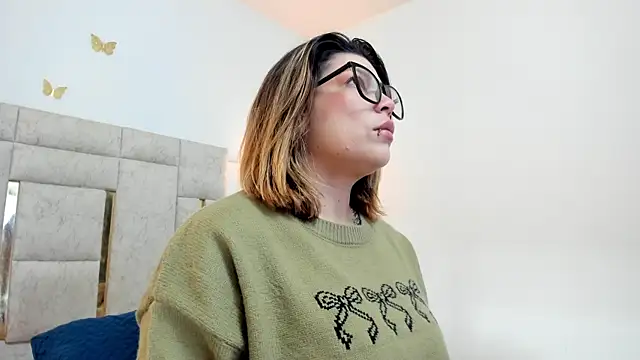 PauletteJ online show from January 7, 11:48 am