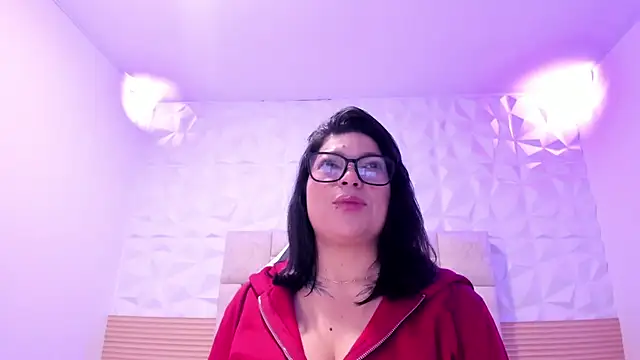 Snapshot of PauletteJ chatting on April 30, 11:49 am PauletteJ online show from April 30, 11:49 am
