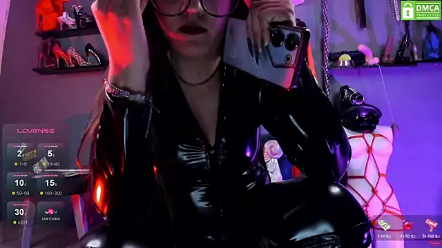 abbymora online show from February 7, 11:24 pm