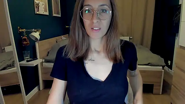 DesireMore90 online show from April 28, 10:48 pm