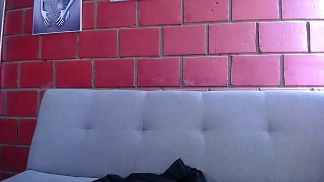 kiara eyes12 online show from February 28, 6:09 pm