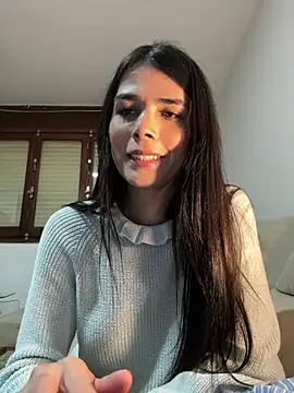 Snapshot of LittleePrincess chatting on January 6, 6:31 pm LittleePrincess online show from January 6, 6:31 pm