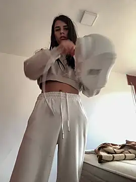 Snapshot of LittleePrincess chatting on January 23, 1:56 pm LittleePrincess online show from January 23, 1:56 pm