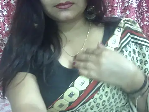 Snapshot of Lusty_Wife1 chatting on February 27, 7:25 pm Lusty Wife1 online show from February 27, 7:25 pm