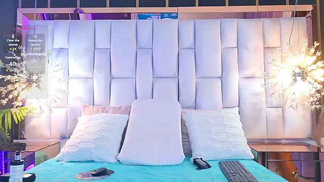 Snapshot of Iris_Ross_ chatting on October 6, 11:29 am Iris Ross online show from October 6, 11:29 am