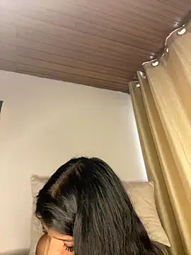 Snapshot of AgathaGeorgiou chatting on October 4, 10:19 pm AgathaGeorgiou online show from October 4, 10:19 pm