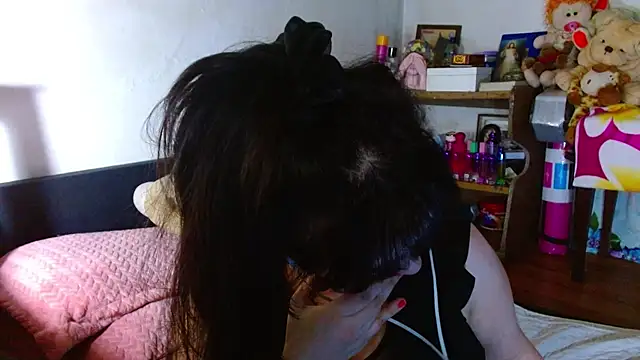 collette beaufoy  online show from May 4, 5:47 am