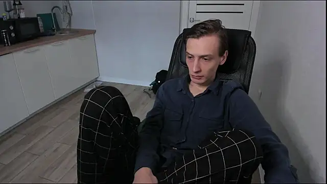 Snapshot of Rick_Reed chatting on May 11, 5:24 am Rick Reed online show from May 11, 5:24 am