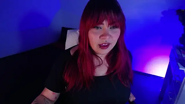 Snapshot of bad_scarlett1 chatting on October 8, 1:25 am bad scarlett1 online show from October 8, 1:25 am